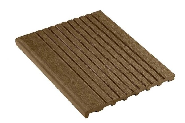 Ступень полнотелая из ДПК Deckart Step Орех купить в Усть-Лабинске